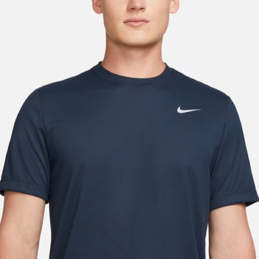 Nike Dri-FIT Legend, Mens Small